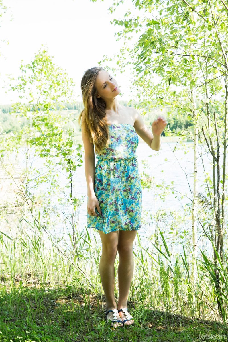 Элеонора, 24 года, 1 размер груди